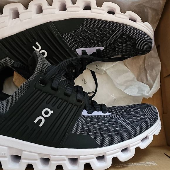 On running cloudswift magnet Lavender size 6
New. Box as is - Picture 10 of 11